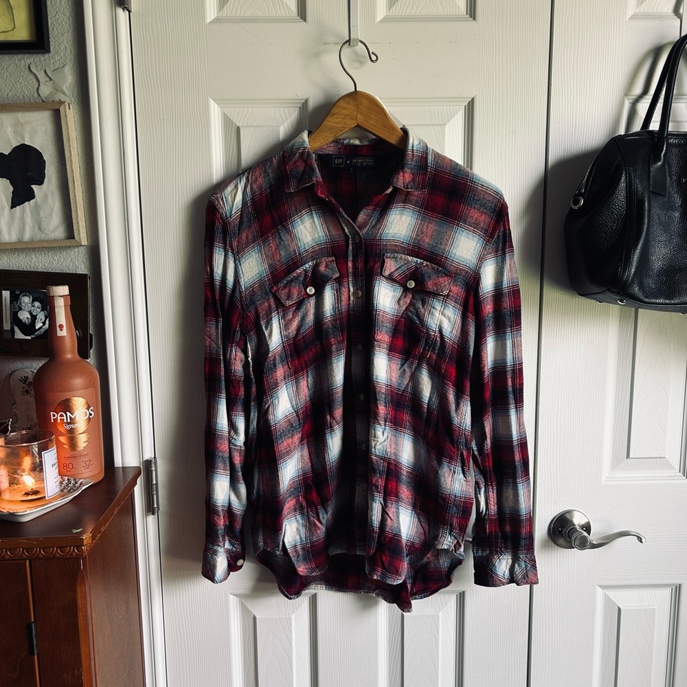 Pendleton x GAP red & blue plaid flannel button down cozycore fall prep